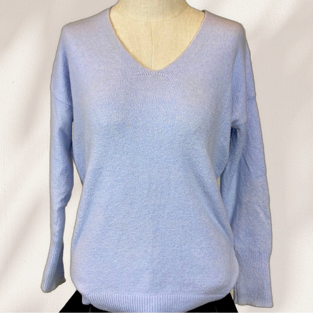 [Loft] - V-Neck Sweater